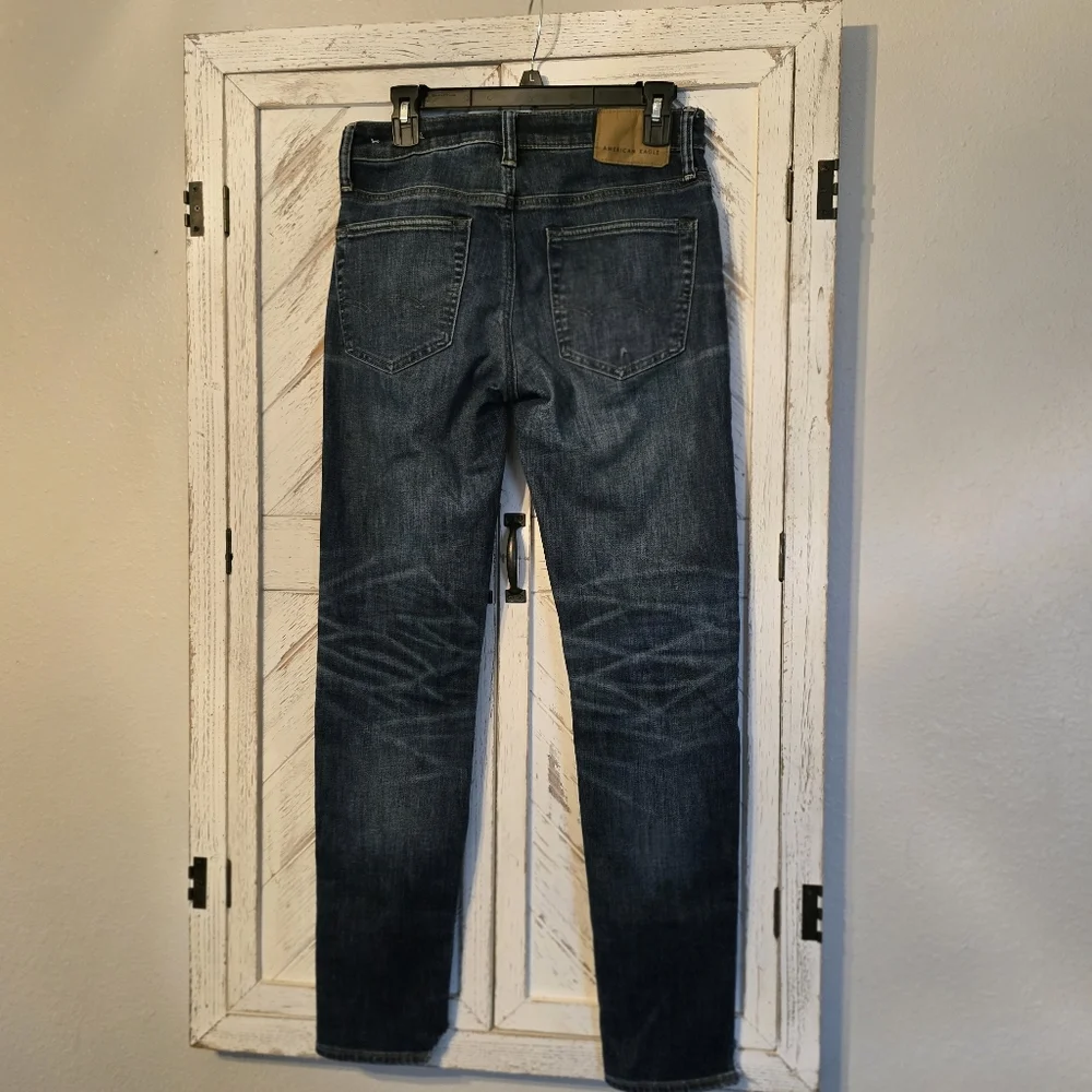 American Eagle Outfitters Men's Distressed Blue Jeans